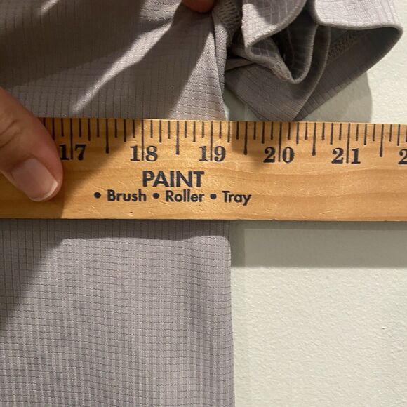 Under Armour T Shirt Men Small Gray Warrior Games Loose Heat Gear Short Sleeve - Picture 12 of 13